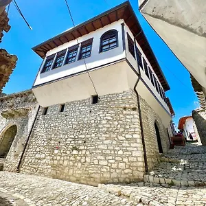 Vakantiehuis Athina In Castle - Since 1741